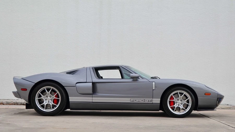 2006 Ford GT 1st Gen - Image 2 of 20