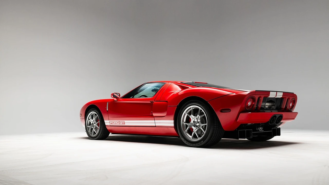 2006 Ford GT 1st Gen - Image 2 of 31