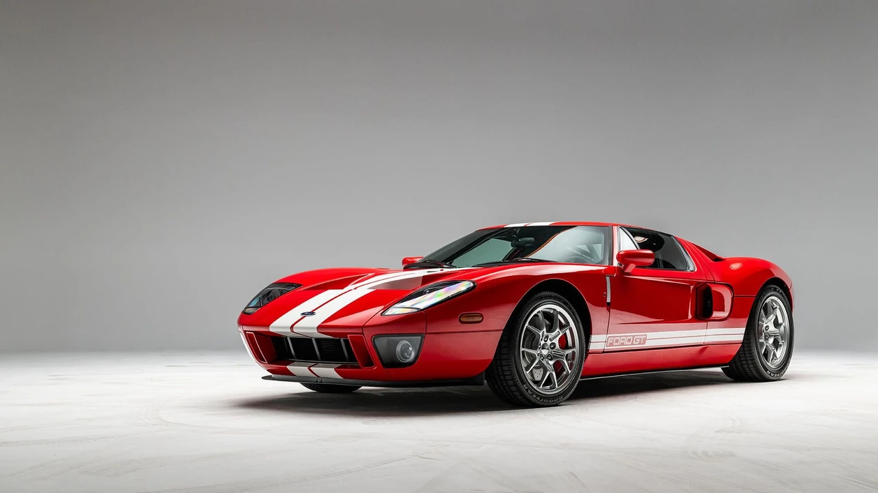 2006 Ford GT 1st Gen - Image 17 of 31