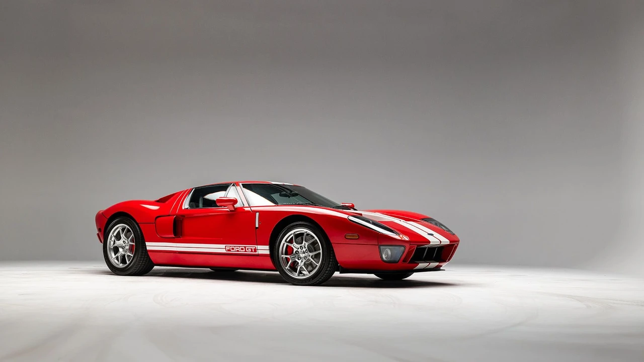 2006 Ford GT 1st Gen - Image 12 of 31