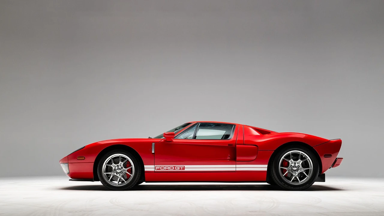 2006 Ford GT 1st Gen - Image 24 of 31