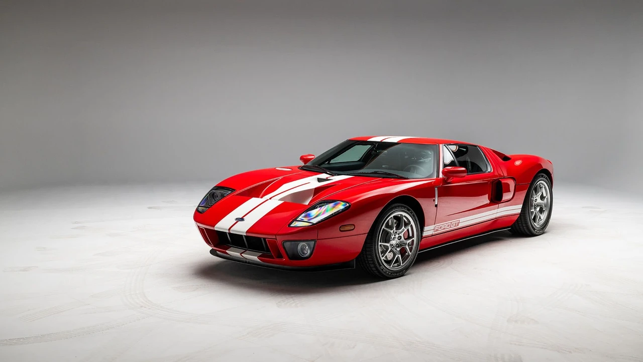 2006 Ford GT 1st Gen - Image 16 of 31
