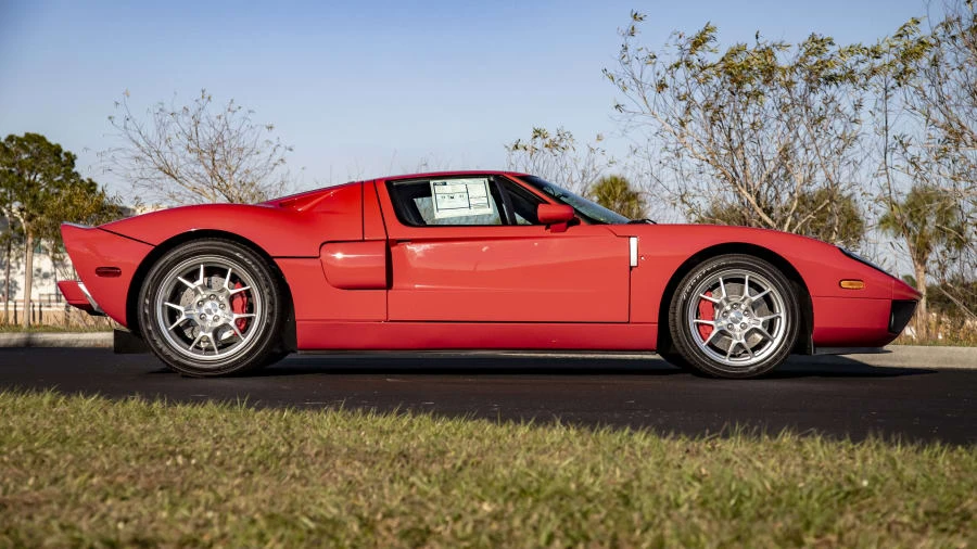 2006 Ford GT 1st Gen - Image 14 of 15