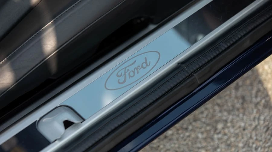 2006 Ford GT 1st Gen - Image 19 of 29