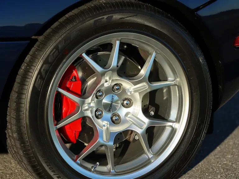 2006 Ford GT 1st Gen - Image 21 of 31