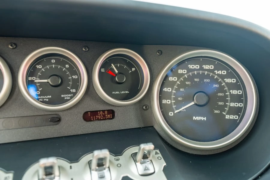 2006 Ford GT 1st Gen - Image 27 of 31
