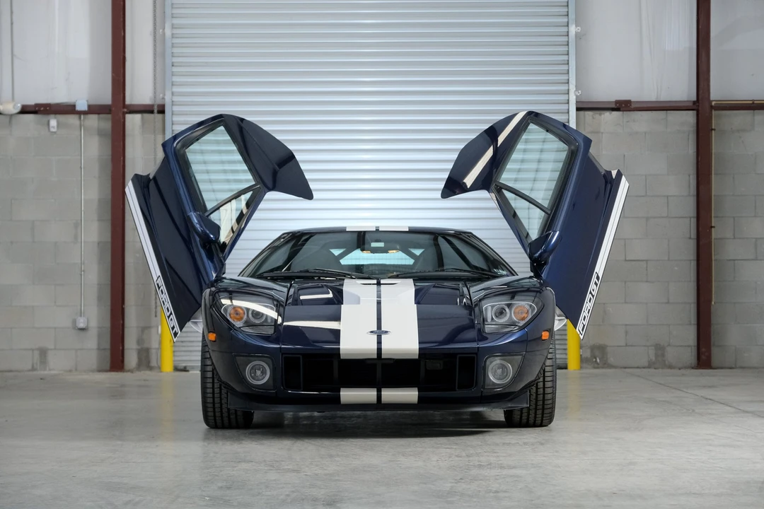 2006 Ford GT 1st Gen - Image 13 of 25