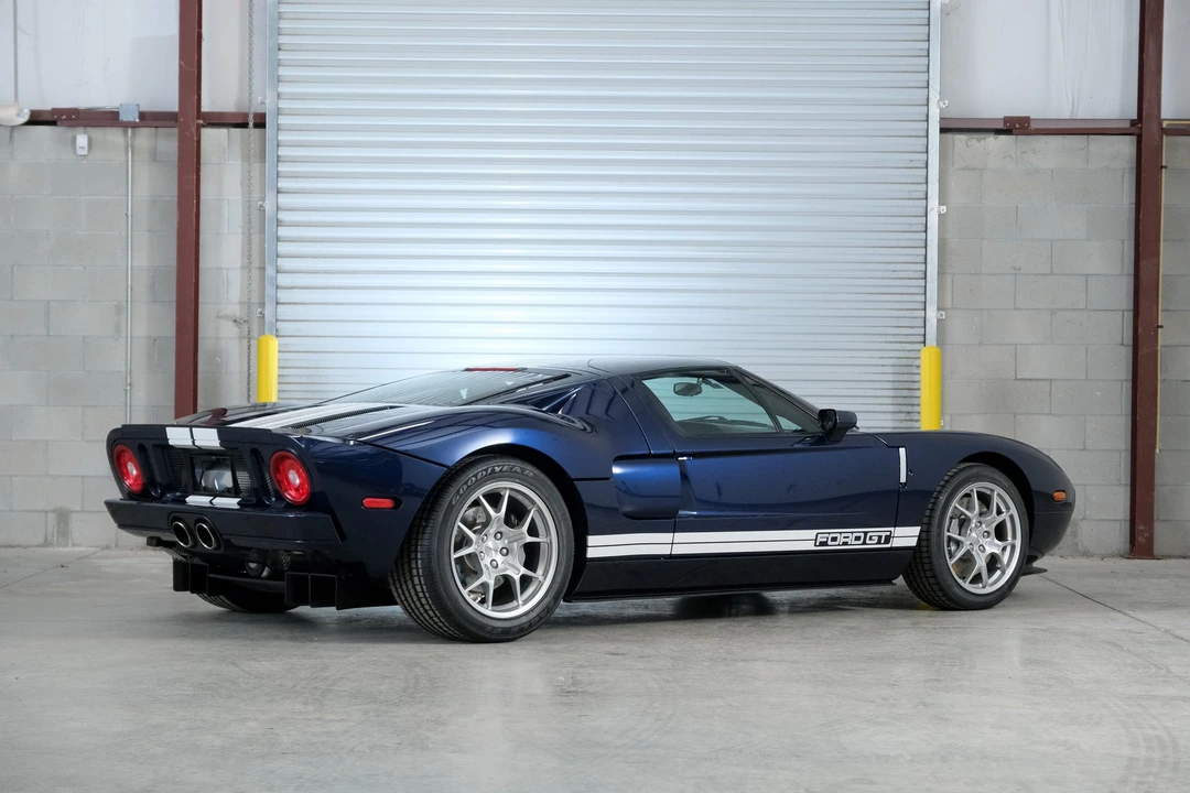 2006 Ford GT 1st Gen - Image 15 of 25