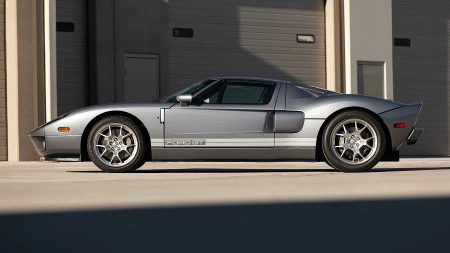 2006 Ford GT 1st Gen - Image 2 of 31