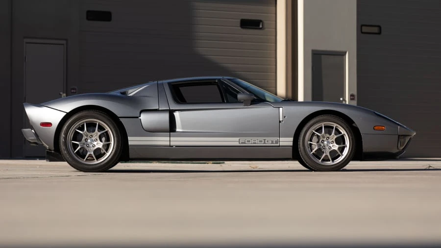 2006 Ford GT 1st Gen - Image 8 of 31