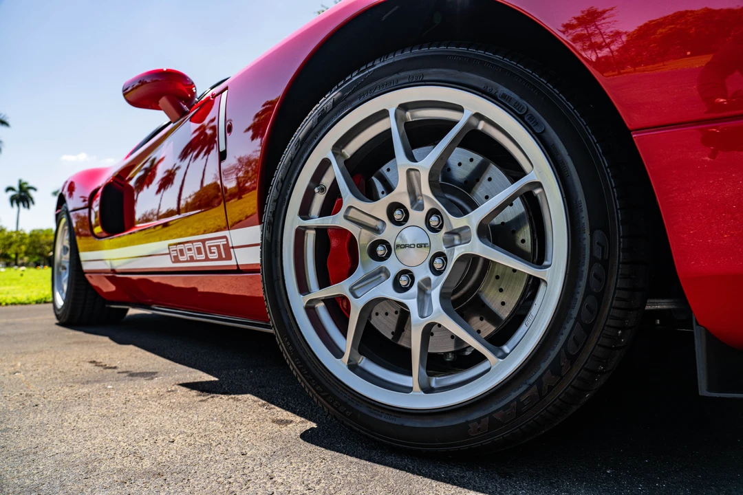 2006 Ford GT 1st Gen - Image 12 of 31