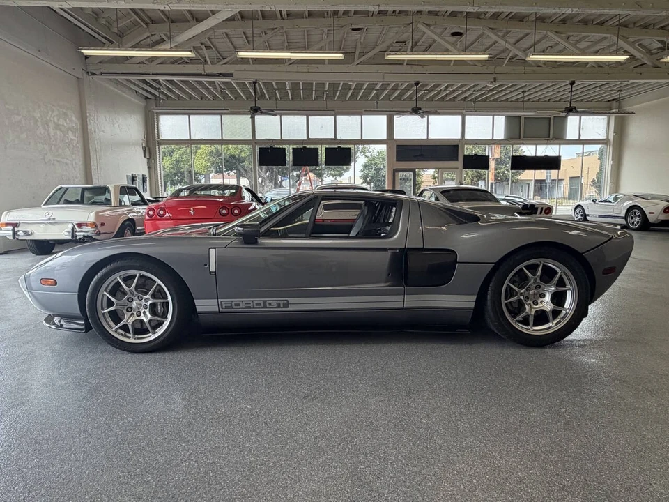 2006 Ford GT 1st Gen - Image 14 of 31