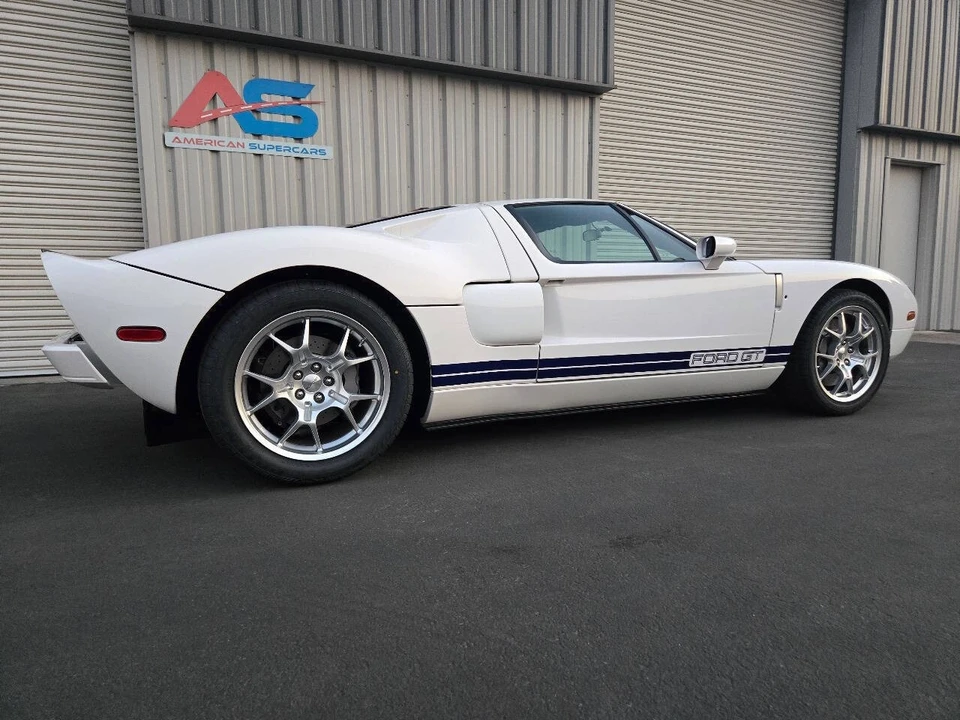 2006 Ford GT 1st Gen - Image 17 of 21