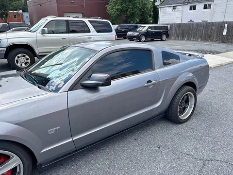 2006 Ford GT Coupe 2D