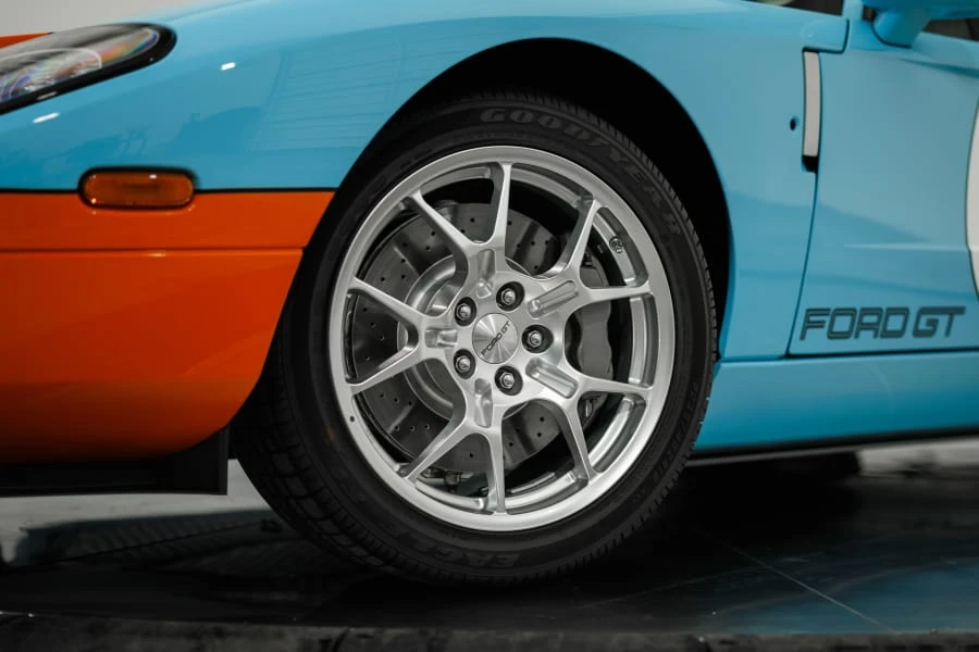 2006 Ford GT 1st Gen - Image 11 of 31