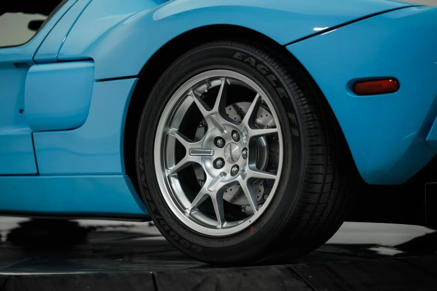 2006 Ford GT 1st Gen - Image 10 of 31
