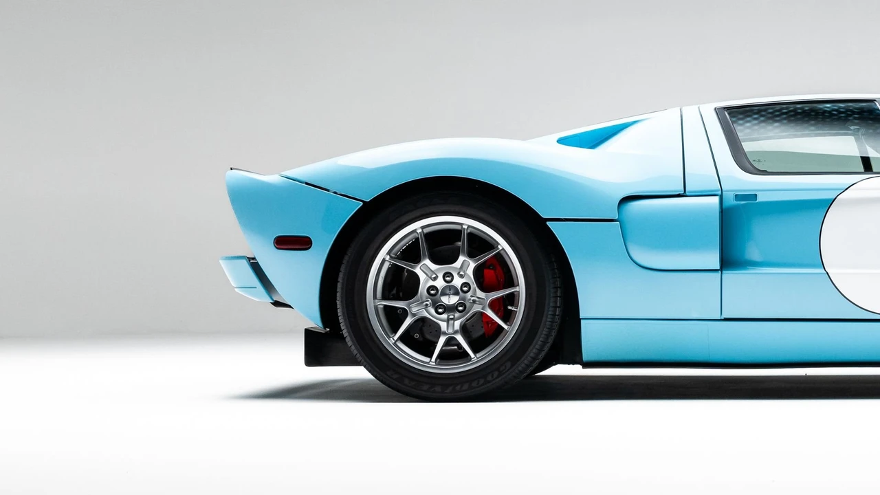 2006 Ford GT 1st Gen - Image 30 of 31