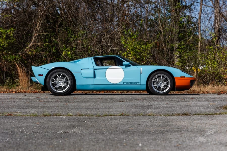 2006 Ford GT 1st Gen - Image 2 of 31