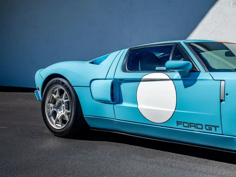 2006 Ford GT 1st Gen - Image 19 of 31