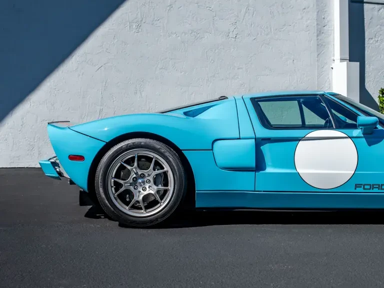 2006 Ford GT 1st Gen - Image 15 of 31