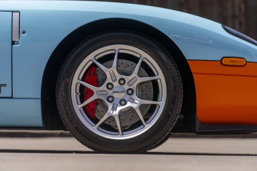 2006 Ford GT 1st Gen - Image 14 of 31