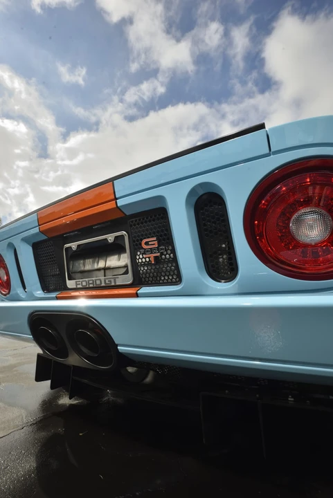 2006 Ford GT 1st Gen - Image 15 of 31