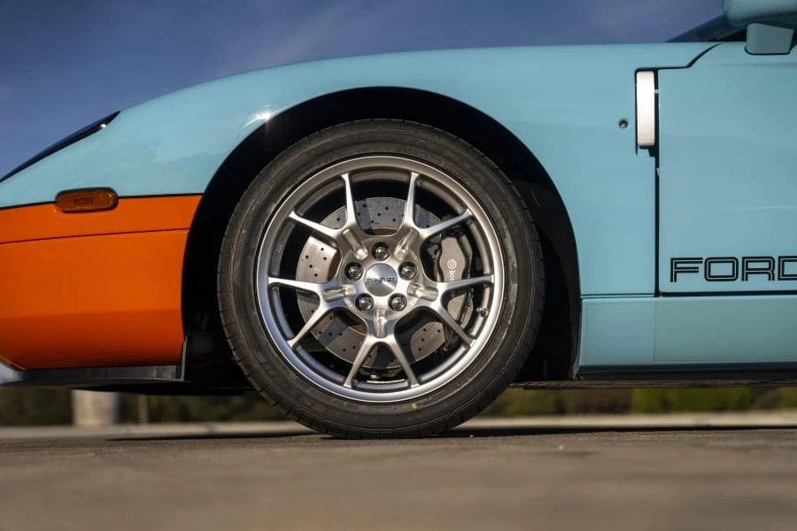 2006 Ford GT 1st Gen - Image 27 of 31