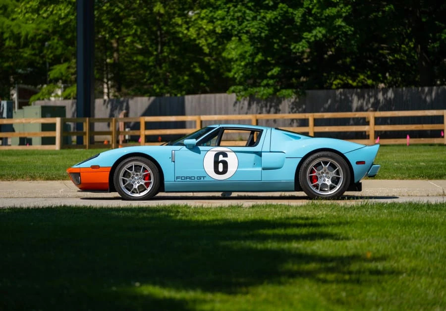 2006 Ford GT 1st Gen - Image 2 of 31