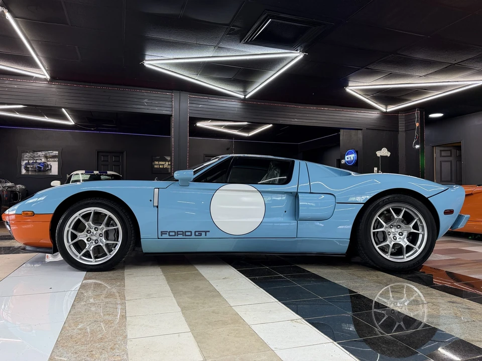 2006 Ford GT 1st Gen - Image 5 of 31