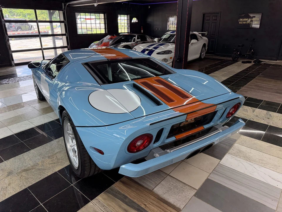 2006 Ford GT 1st Gen - Image 8 of 31