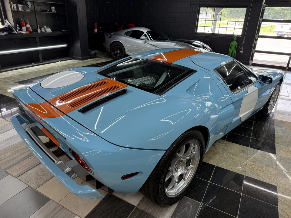 2006 Ford GT 1st Gen - Image 11 of 31