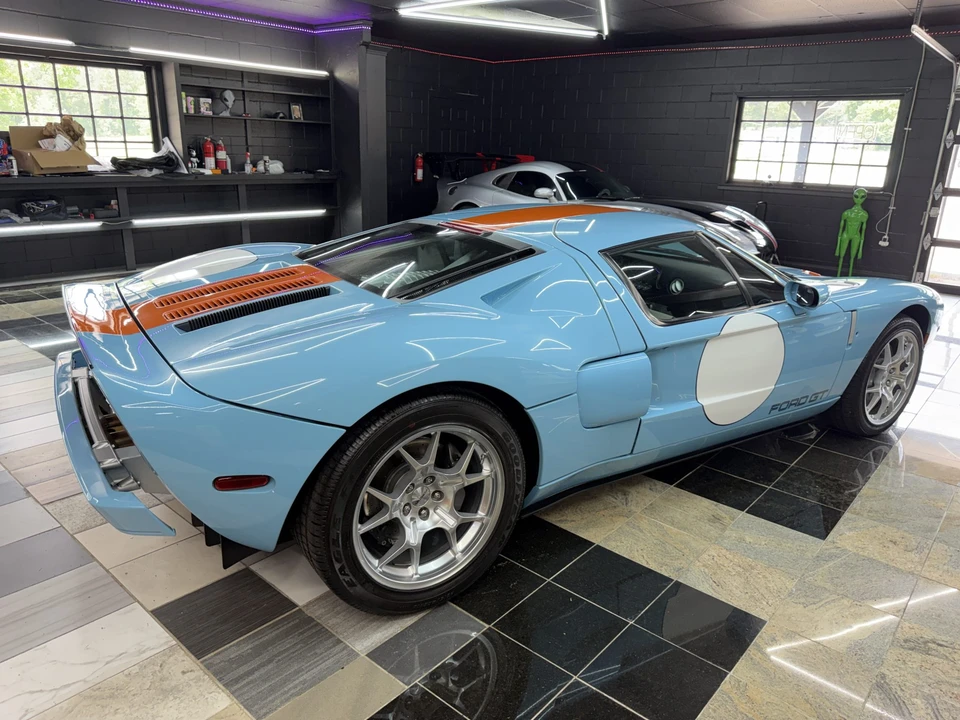 2006 Ford GT 1st Gen - Image 12 of 31