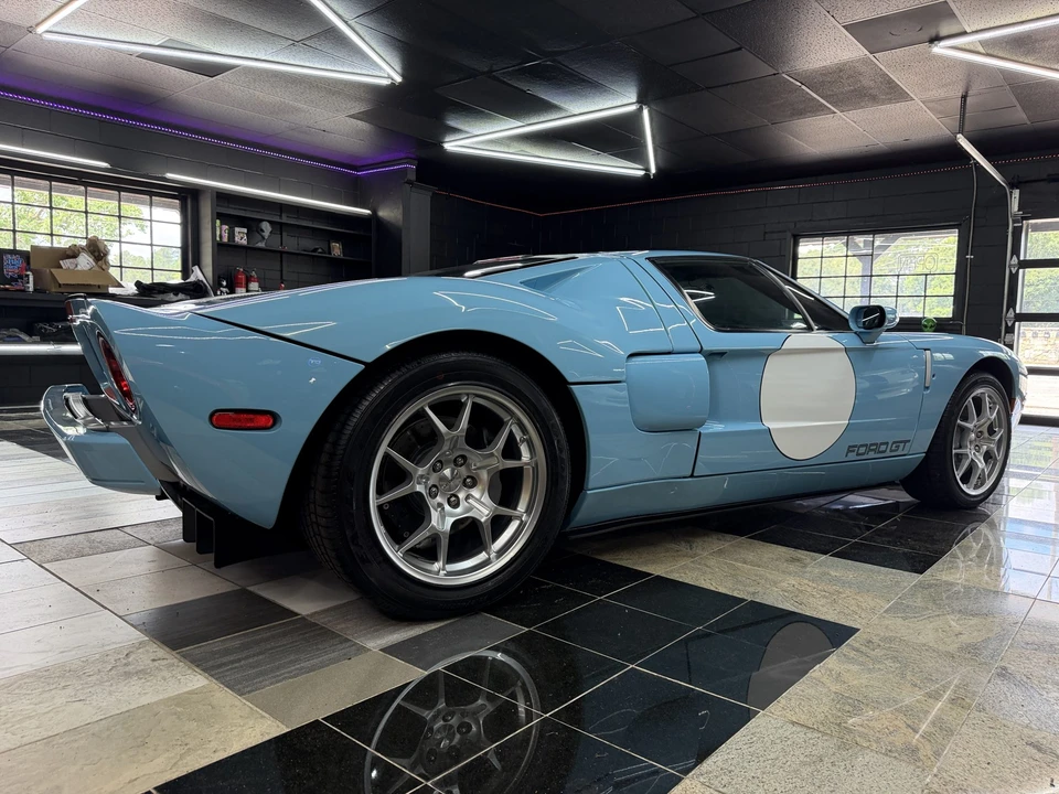 2006 Ford GT 1st Gen - Image 13 of 31