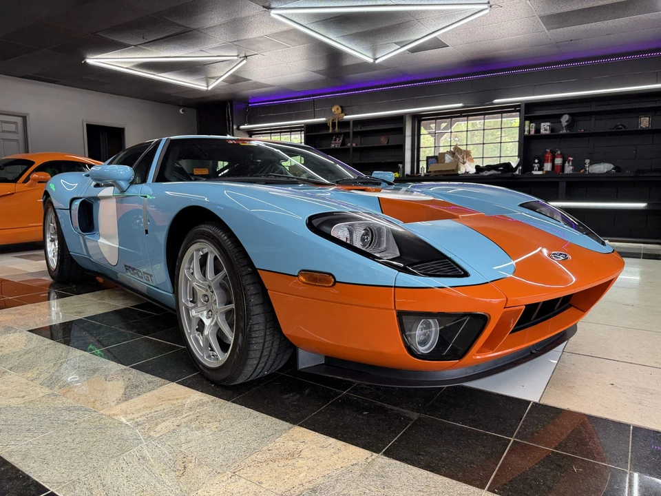2006 Ford GT 1st Gen - Image 18 of 31