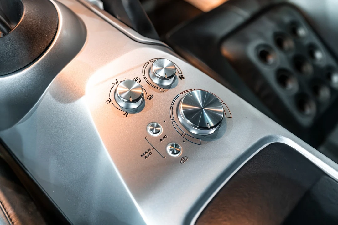 2006 Ford GT 1st Gen - Image 19 of 21