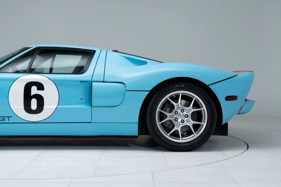 2006 Ford GT 1st Gen - Image 16 of 31
