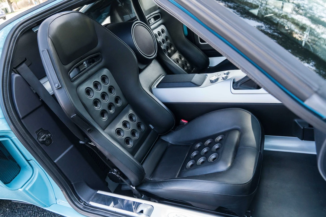 2006 Ford GT 1st Gen - Image 21 of 31