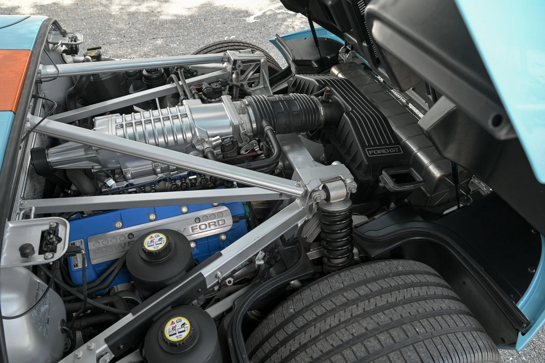 2006 Ford GT 1st Gen - Image 18 of 31