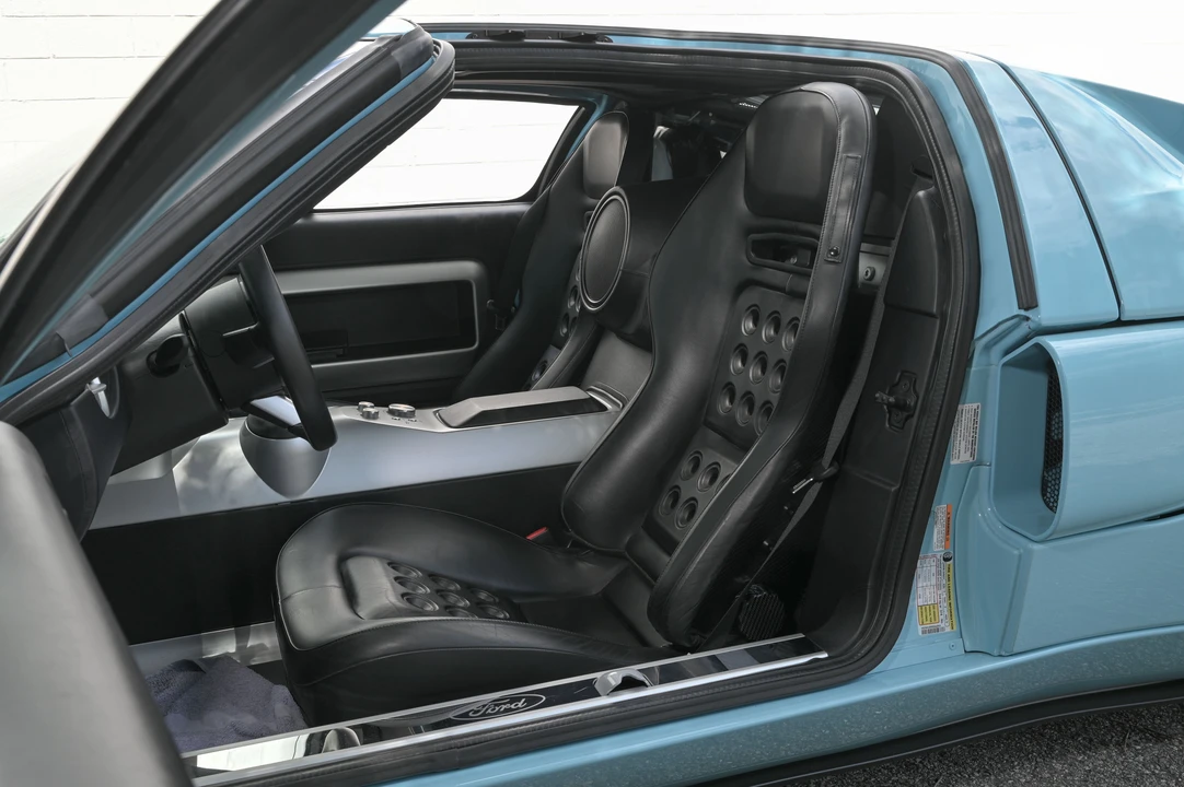 2006 Ford GT 1st Gen - Image 22 of 31