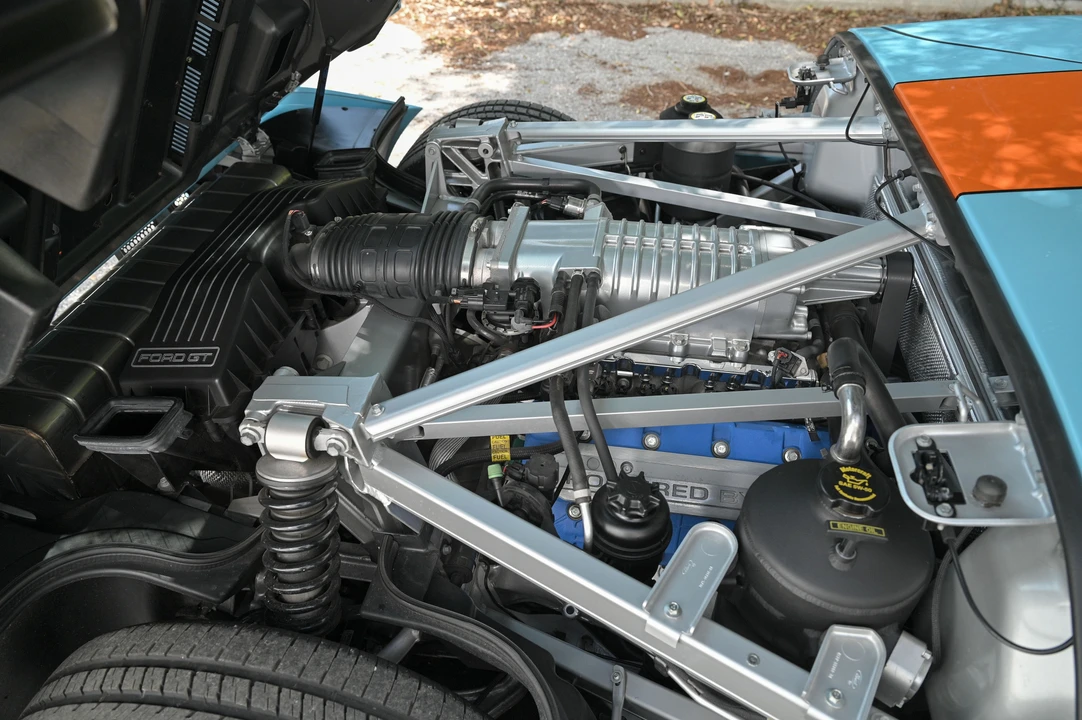 2006 Ford GT 1st Gen - Image 13 of 31