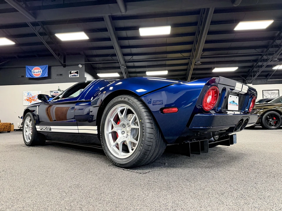 2006 Ford GT 1st Gen - Image 14 of 23
