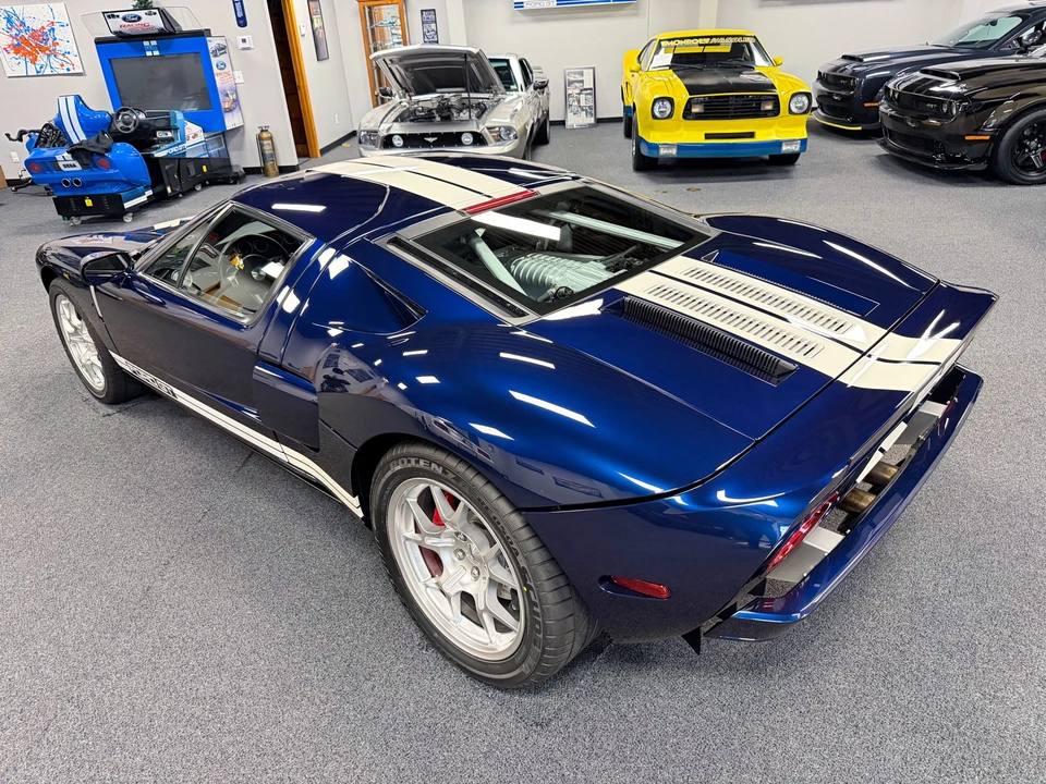 2006 Ford GT 1st Gen - Image 15 of 23
