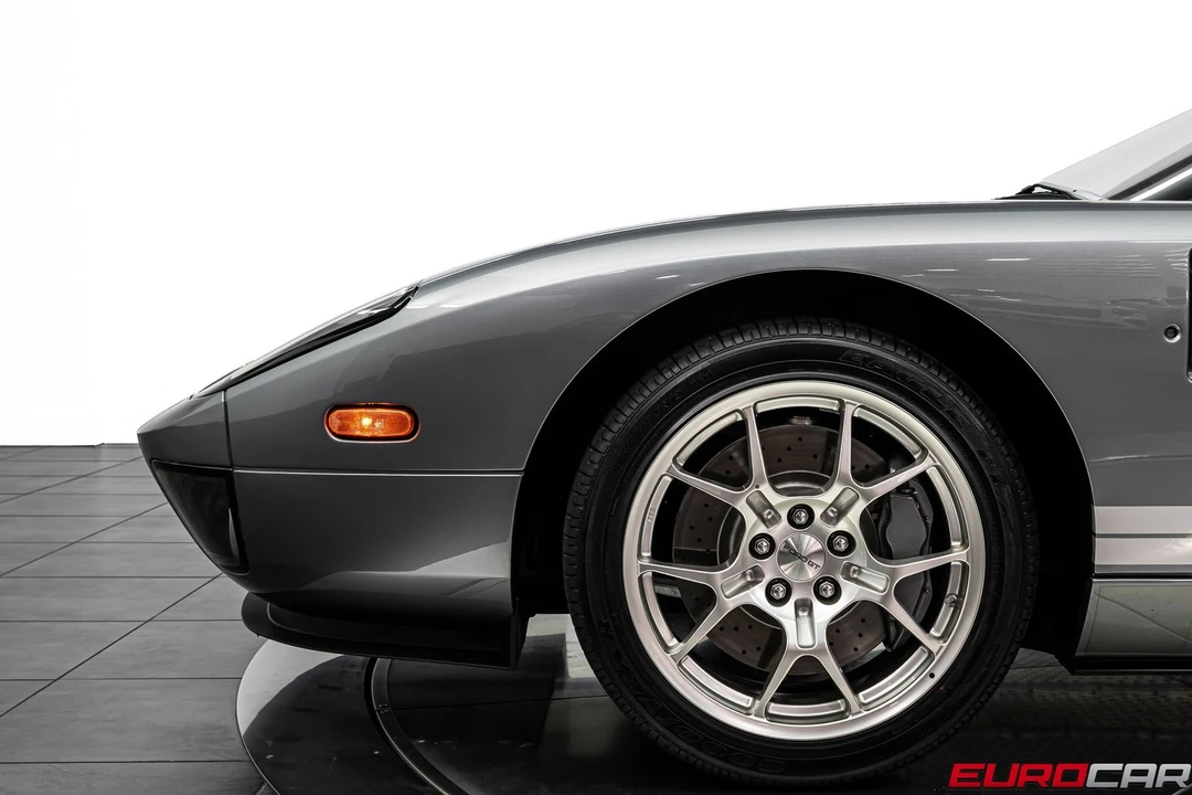 2006 Ford GT 1st Gen - Image 15 of 31