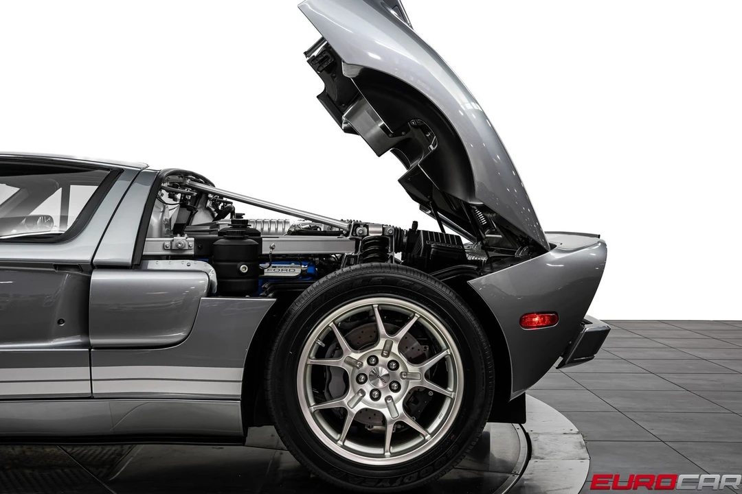 2006 Ford GT 1st Gen - Image 19 of 31