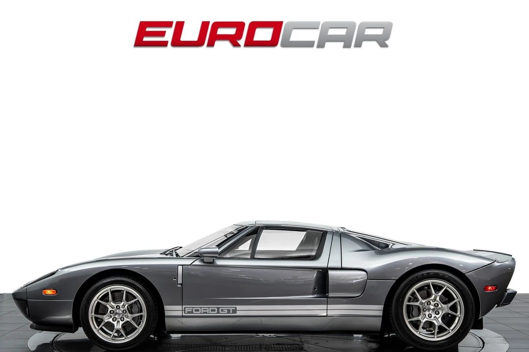 2006 Ford GT 1st Gen - Image 2 of 31