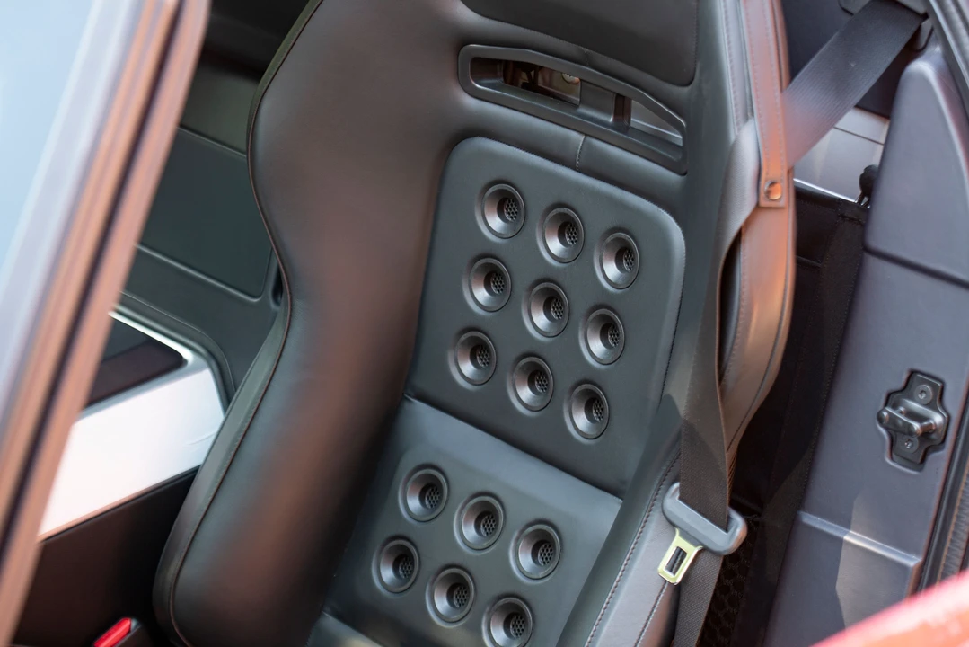 2006 Ford GT 1st Gen - Image 9 of 17
