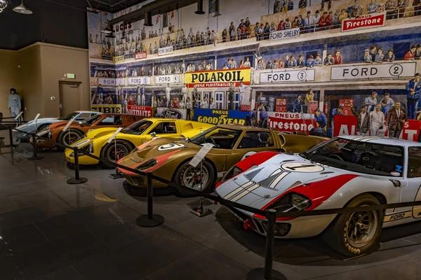 2006 Ford GT 1st Gen - Image 10 of 11