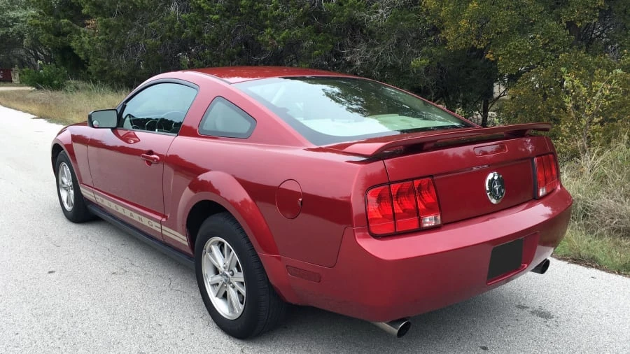 2006 Ford S197 Mustang - Image 2 of 7