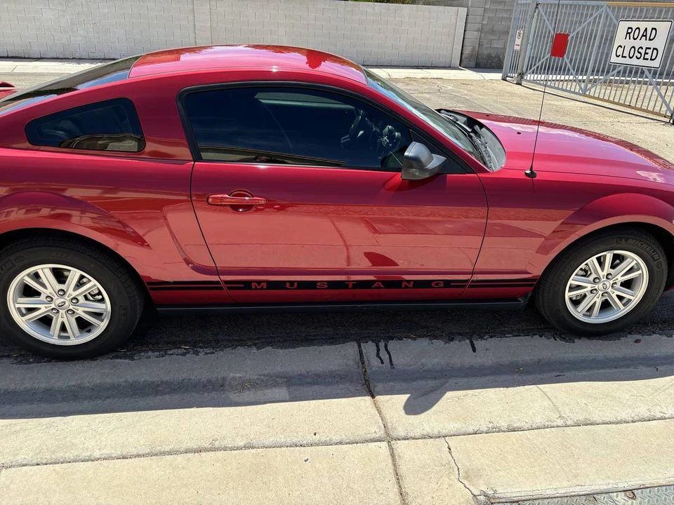 2006 Ford S197 Mustang - Image 10 of 10