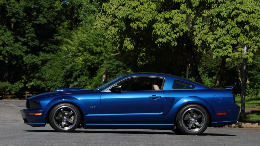 2006 Ford S197 Mustang - Image 2 of 12